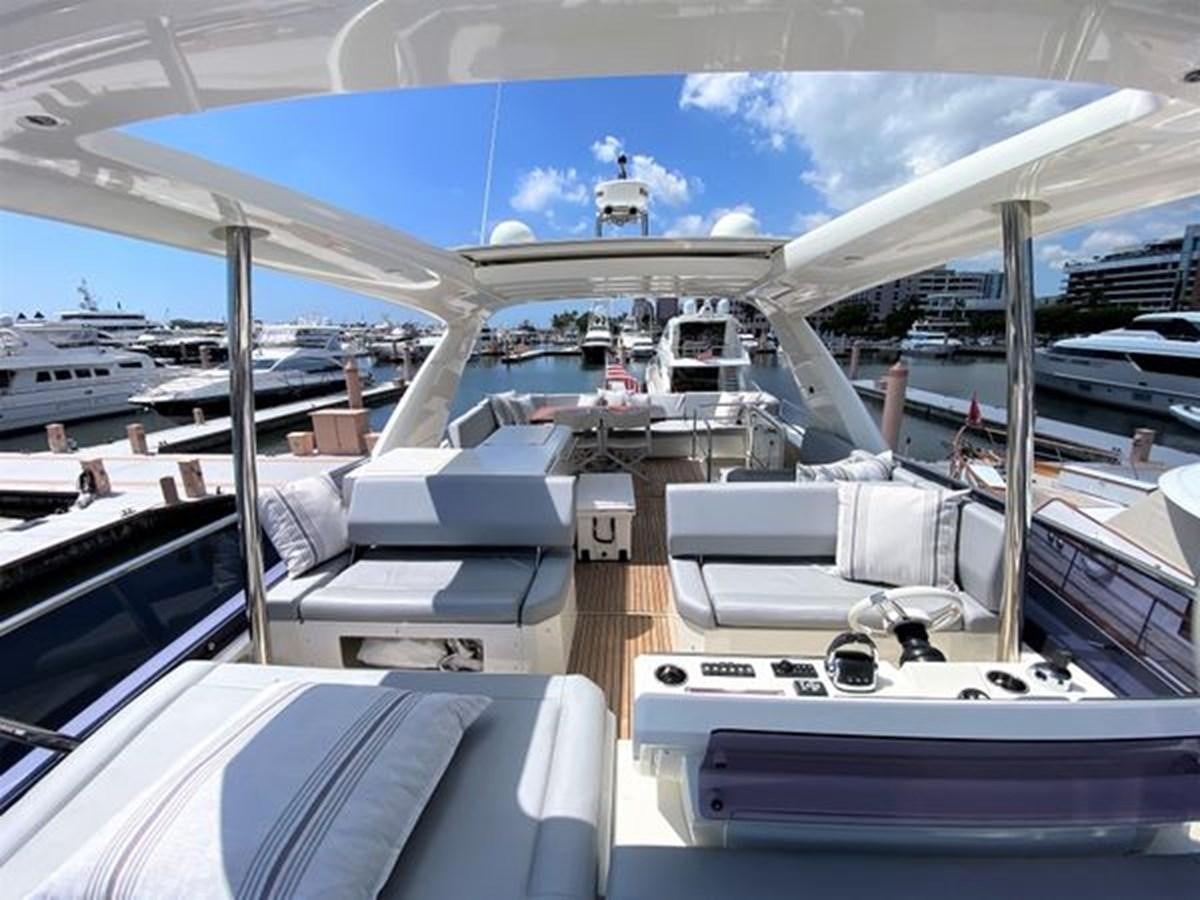 inside of a ship aboard 2016 PRESTIGE 680 FLY Yacht for Sale