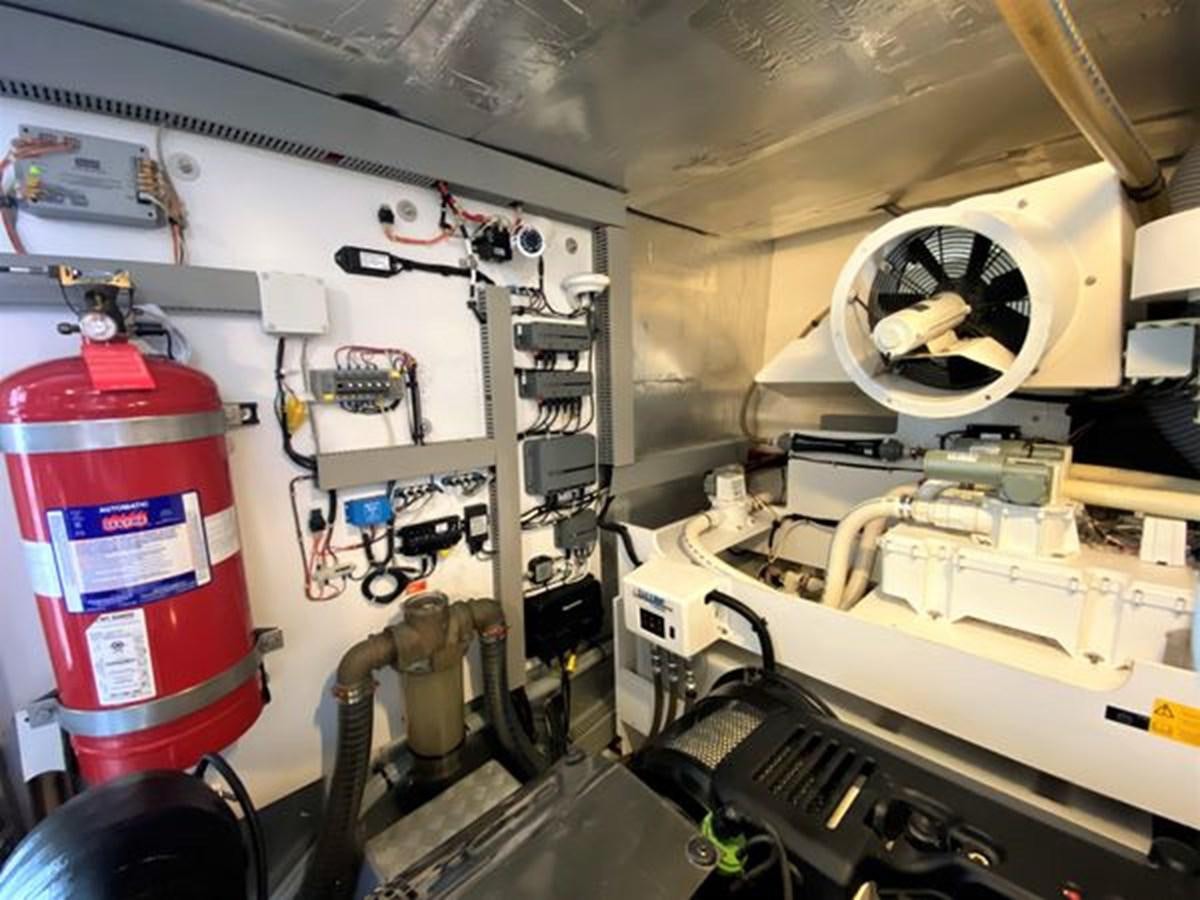 a room with machinery and equipment aboard 2016 PRESTIGE 680 FLY Yacht for Sale