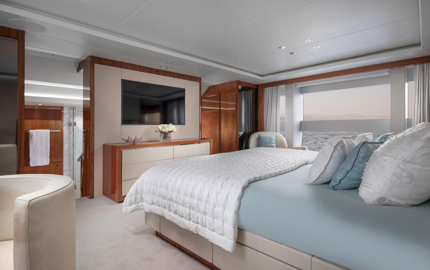 a room with two beds aboard 2018 SUNSEEKER 116 Yacht for Sale