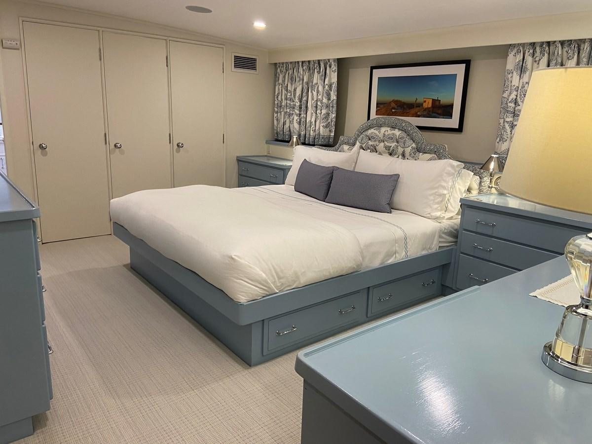 a bed in a room aboard BUCKPASSER Yacht for Sale