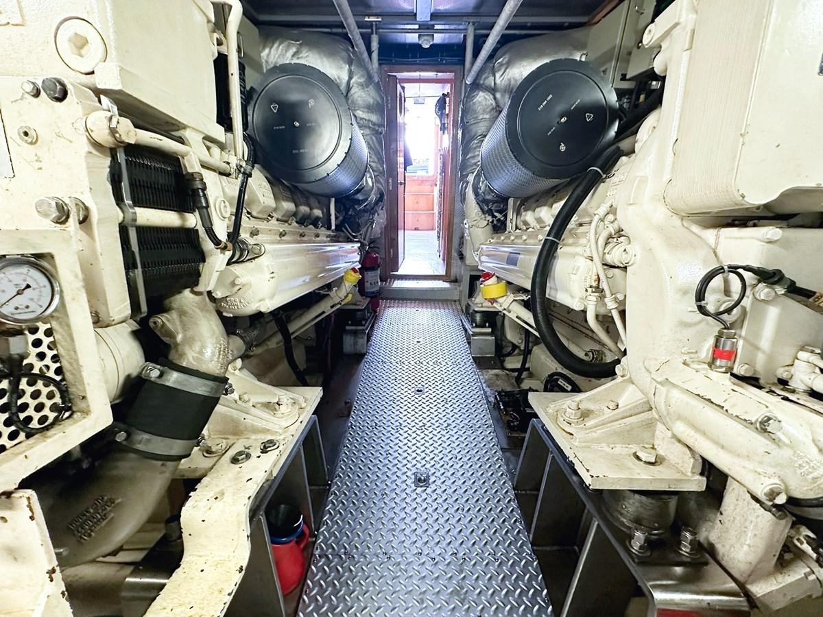a room with machinery aboard MALARPRINSESSAN Yacht for Sale