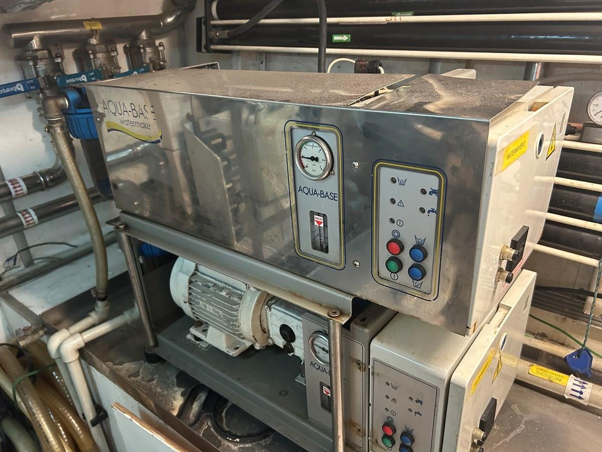 a machine with a screen aboard WHISPER Yacht for Sale