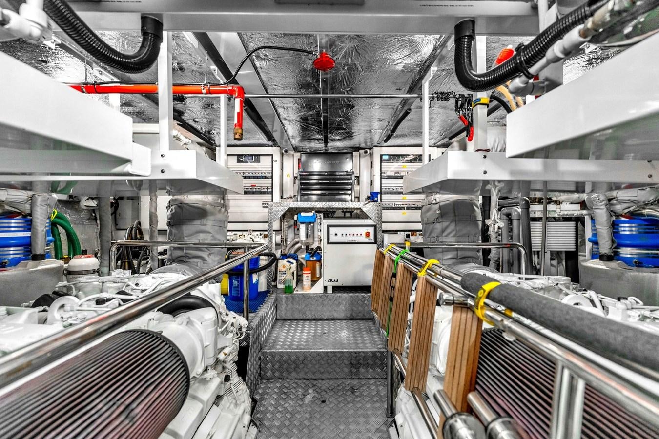 a factory with several machines aboard 2018 SUNSEEKER 95 YACHT Yacht for Sale