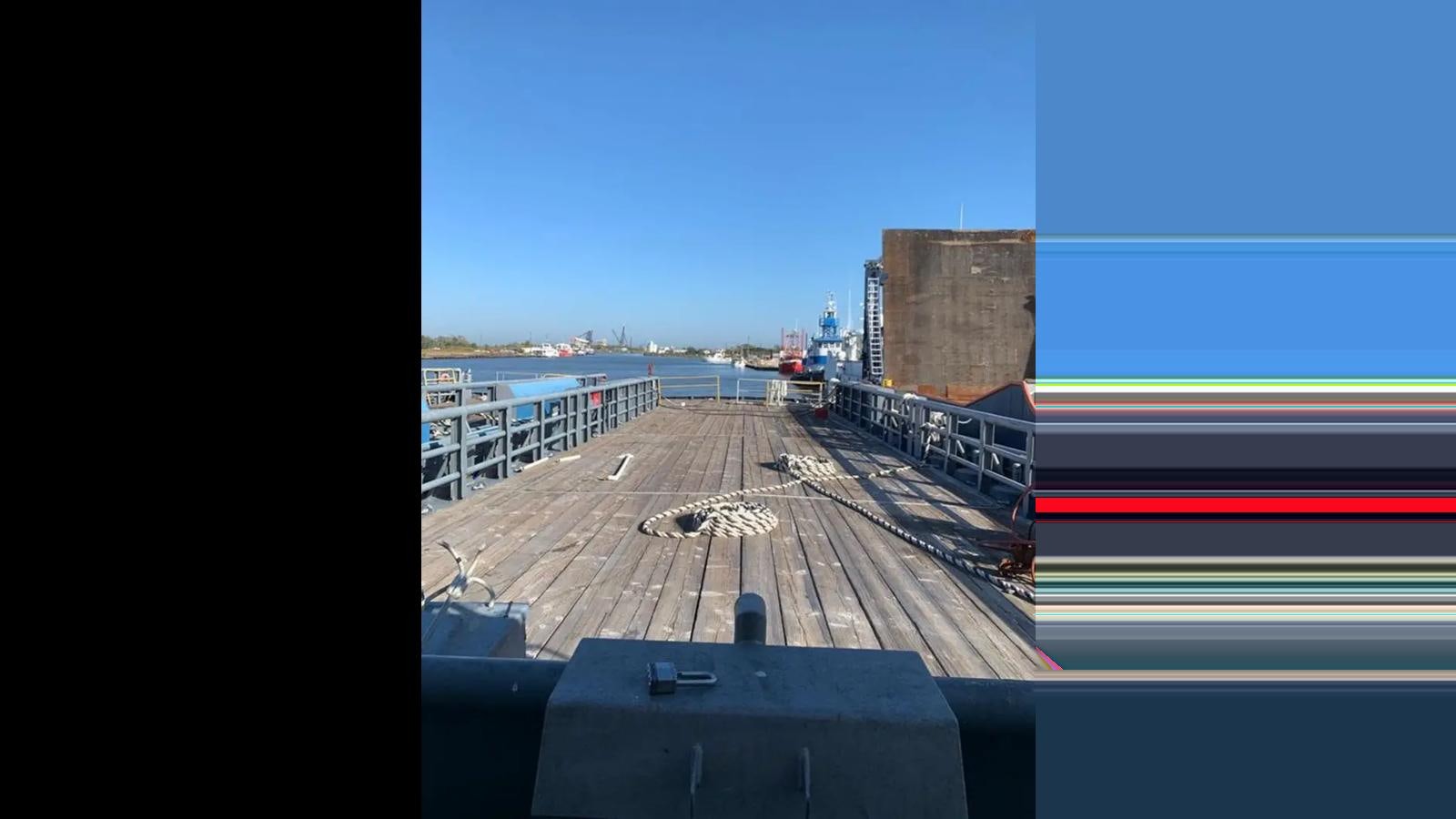 a train track with a train track aboard 1991 COMMERCIAL 170 CREW BOAT Yacht for Sale