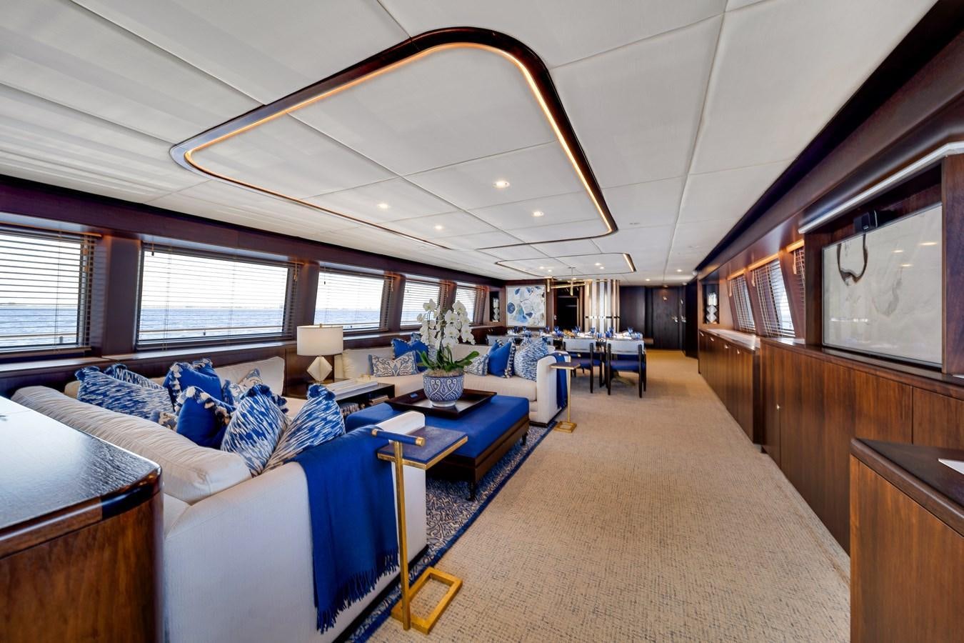 a bedroom with a large ceiling aboard FAMILYBILT Yacht for Sale