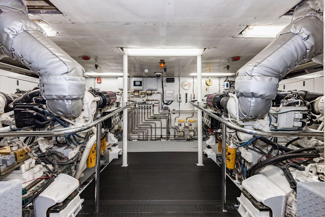 a room with machinery aboard EMPIRE SEA Yacht for Sale