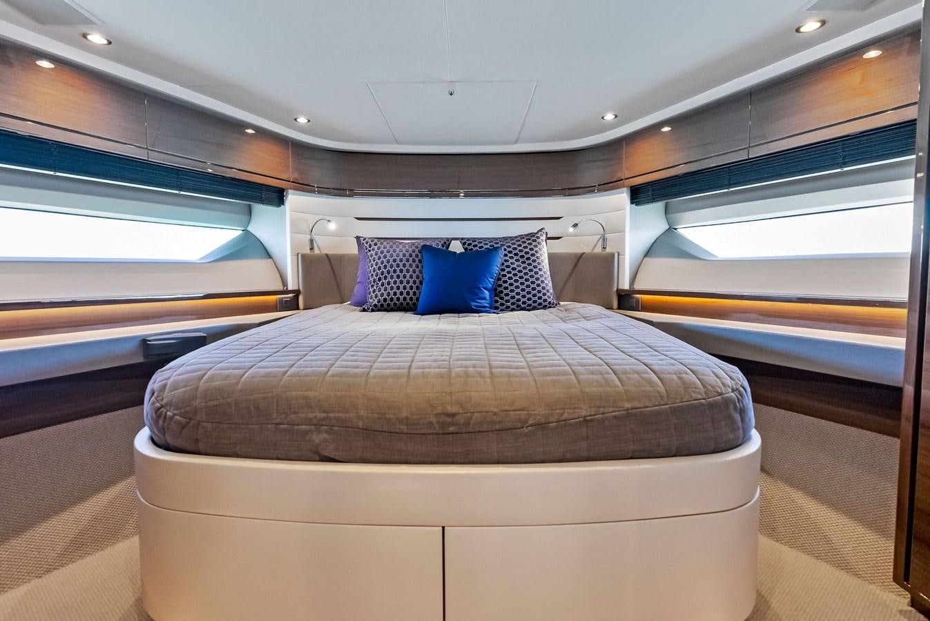 a bed in a train aboard SOLIANA Yacht for Sale
