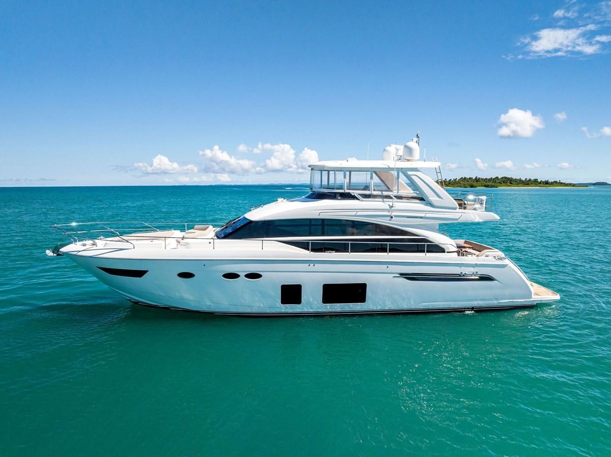 a white boat in the water aboard SOLIANA Yacht for Sale