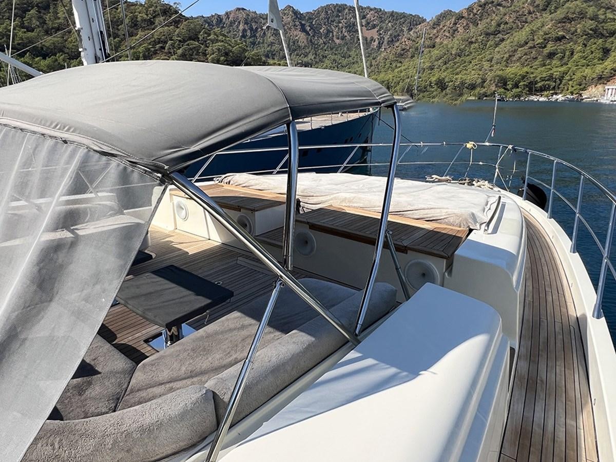 a boat on the water aboard AZIMUT 98 2009 Yacht for Sale