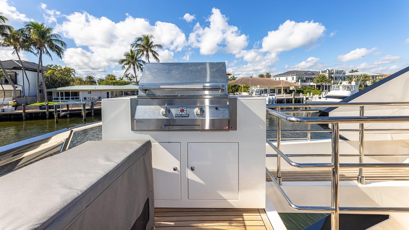 a building with a solar panel aboard ISLA BONITA Yacht for Sale